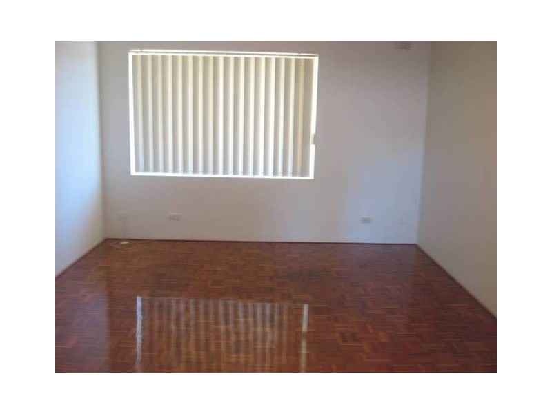 8/4 Julia Street, Ashfield NSW 2131