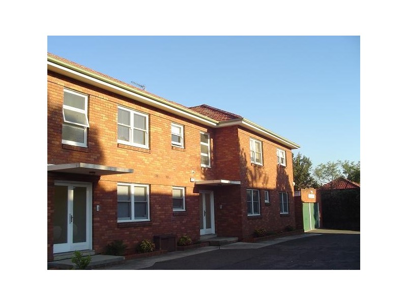 2/29a Frederick Street, Ashfield NSW 2131