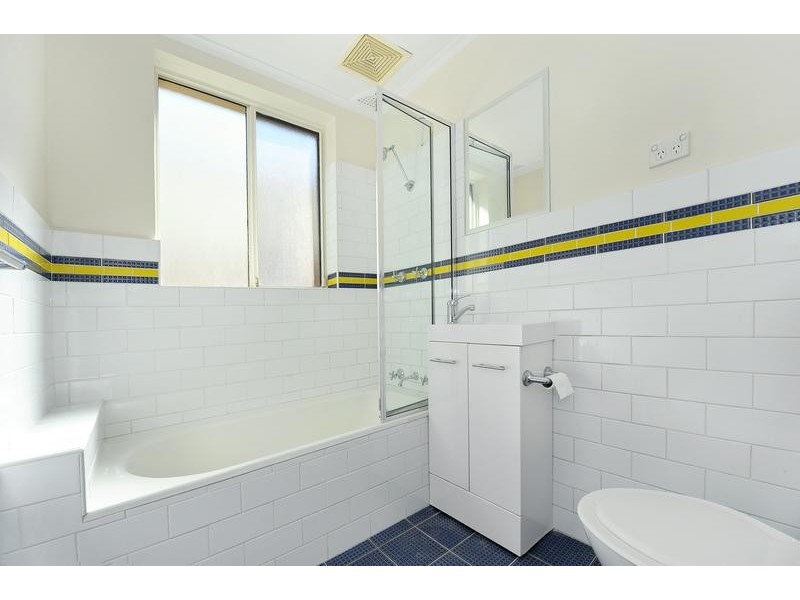 2/29 Dunmore Street, Croydon Park NSW 2133