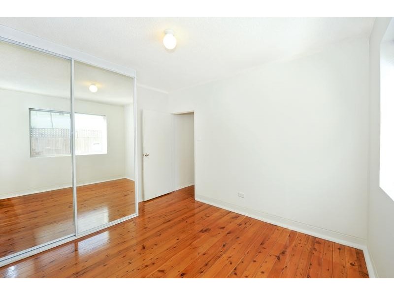 2/29 Dunmore Street, Croydon Park NSW 2133