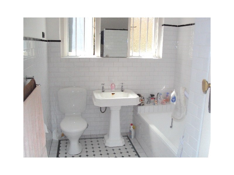 1/2B Yule Street, Dulwich Hill NSW 2203