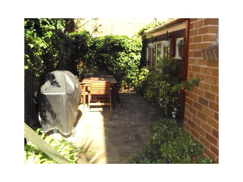 1/2B Yule Street, Dulwich Hill NSW 2203