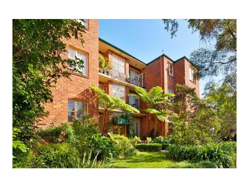 1/4 Loftus Street, Ashfield NSW 2131