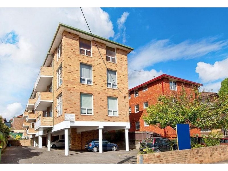 9/33 Alt Street, Ashfield NSW 2131