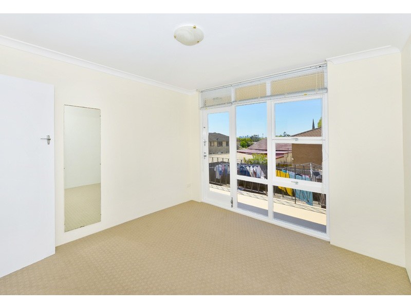 4/8 Tintern Road, Ashfield NSW 2131