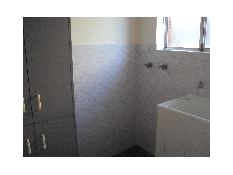 3/7 North Parade, Campsie NSW 2194