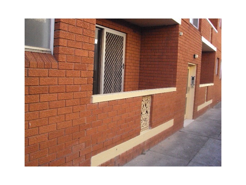 3/7 North Parade, Campsie NSW 2194