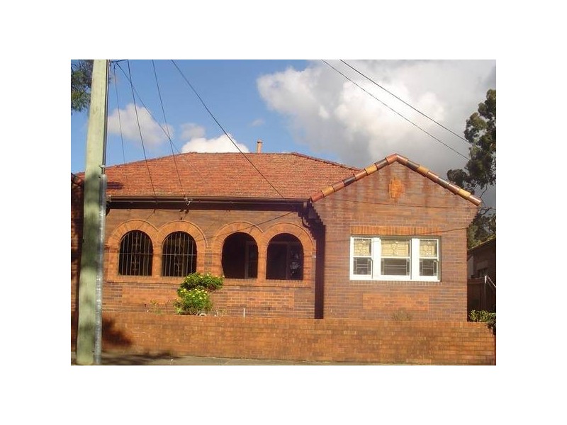 27 Lucy Street, Ashfield NSW 2131