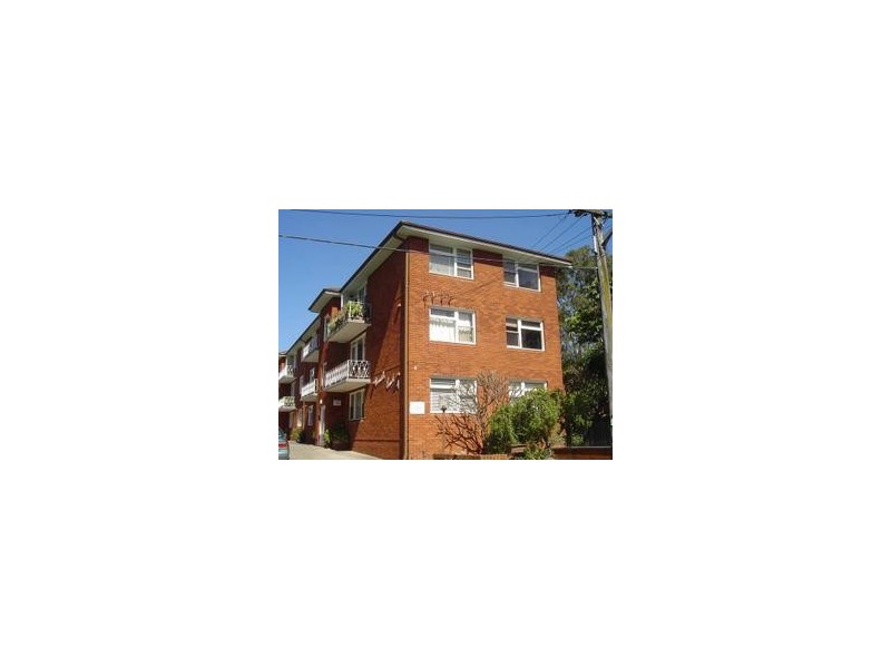 8/4 Benalla Avenue, Ashfield NSW 2131