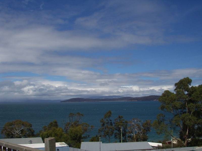 6 Pine Court, Primrose Sands TAS 7173