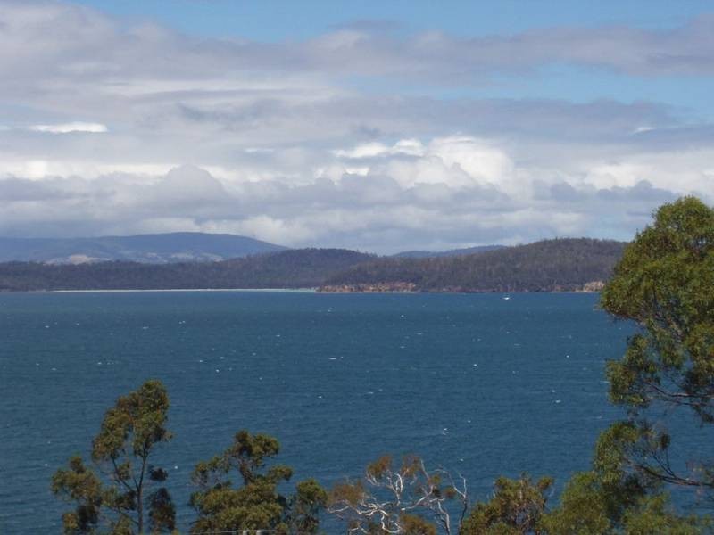 6 Pine Court, Primrose Sands TAS 7173