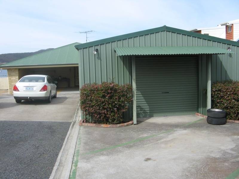 99 Arthur Highway, Dunalley TAS 7177