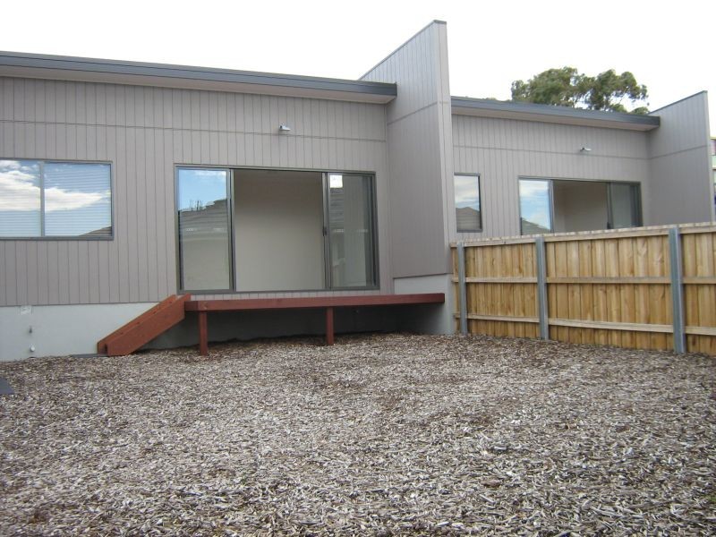 1 & 2/5 Northsun Place, Midway Point TAS 7171