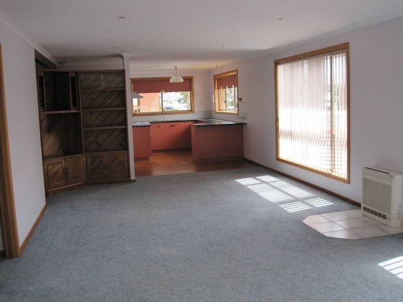 9 Carlton Beach Road, Dodges Ferry TAS 7173