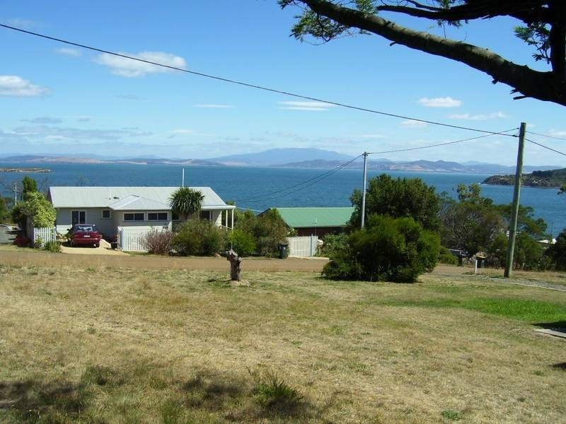 32 Robinia Street, Primrose Sands TAS 7173