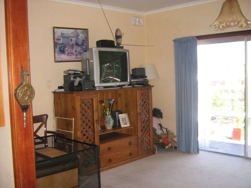 5 Raynors Road, Midway Point TAS 7171