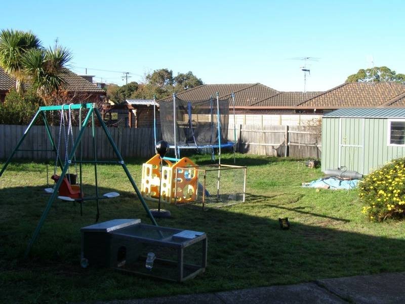 12 Tollard Court, Rokeby TAS 7019