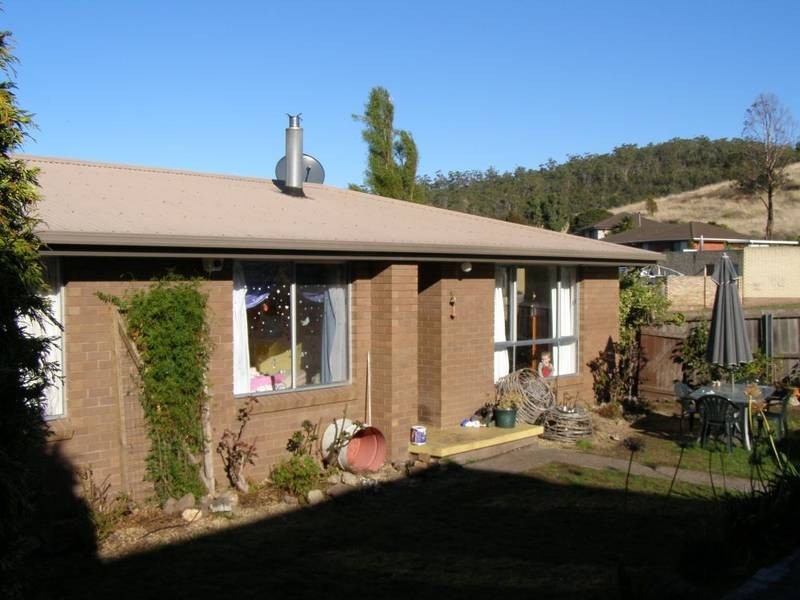 12 Tollard Court, Rokeby TAS 7019