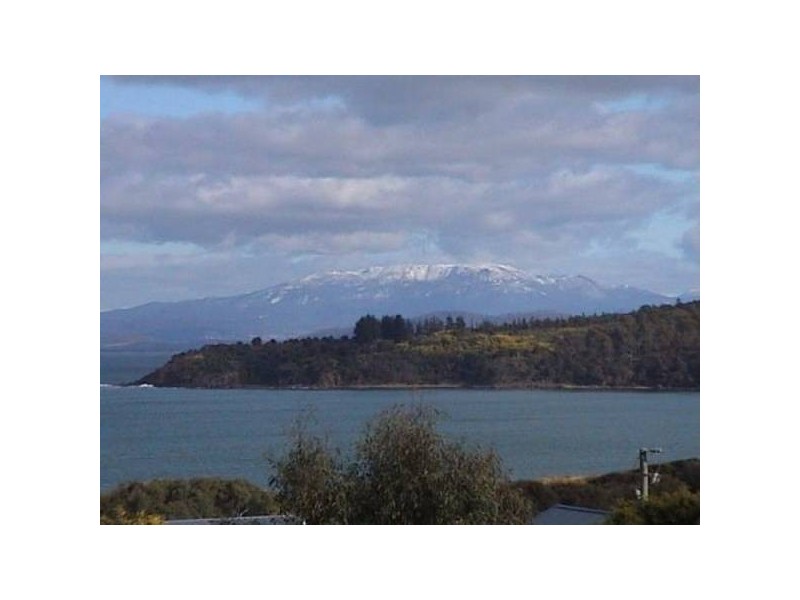 19 Spirea Street, Primrose Sands TAS 7173