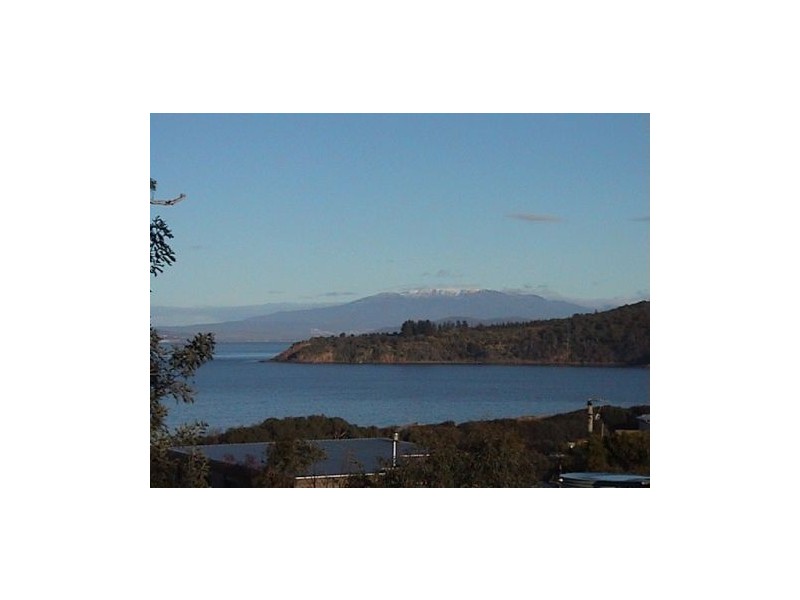 19 Spirea Street, Primrose Sands TAS 7173