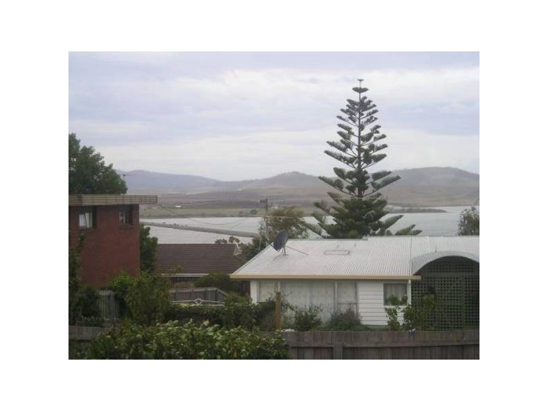 21 First Avenue, Midway Point TAS 7171