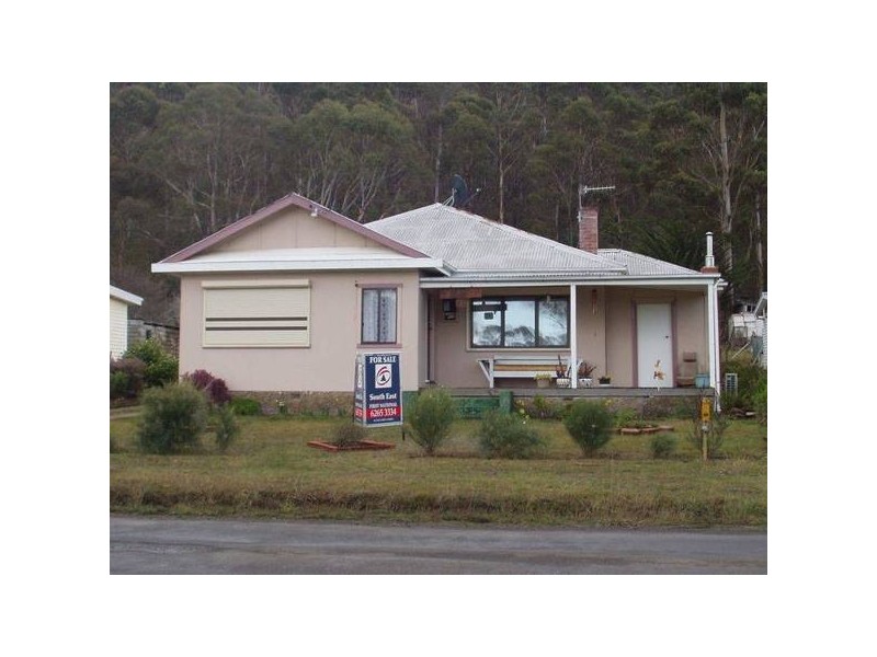 33 Tasman Highway, Orford TAS 7190