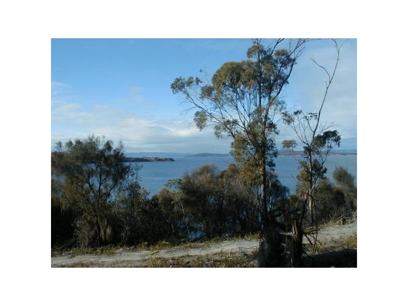 31 Carlton Bluff Road, Primrose Sands TAS 7173