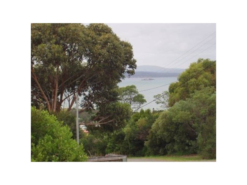 8 Hilltop Place, Dodges Ferry TAS 7173