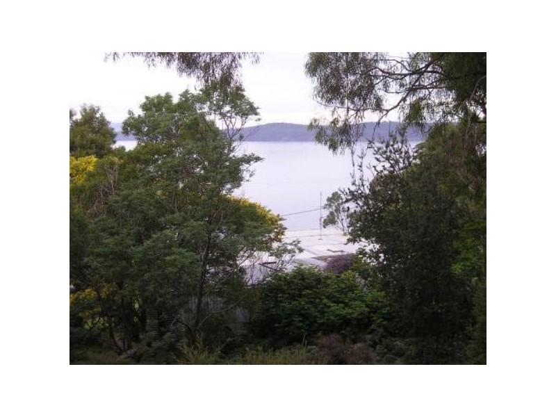 2 Broom Street, Primrose Sands TAS 7173