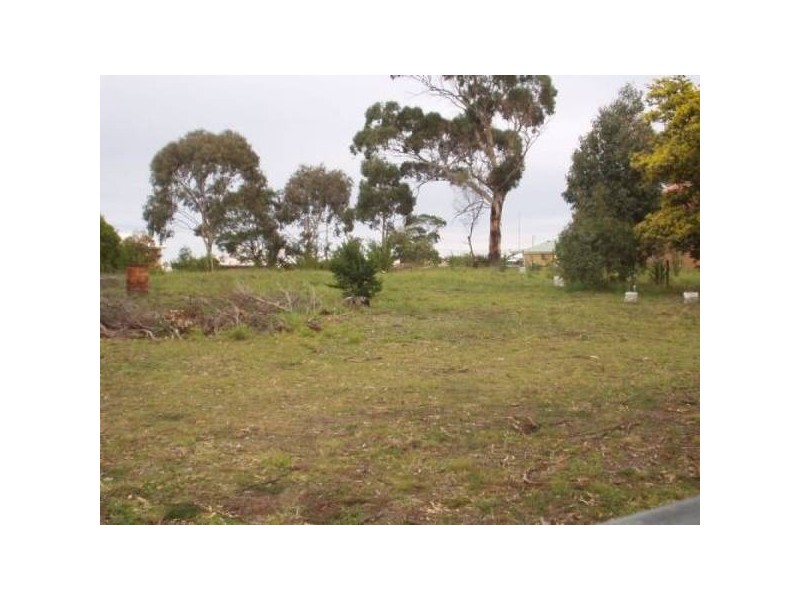 4 Cootamundra Court, Dodges Ferry TAS 7173