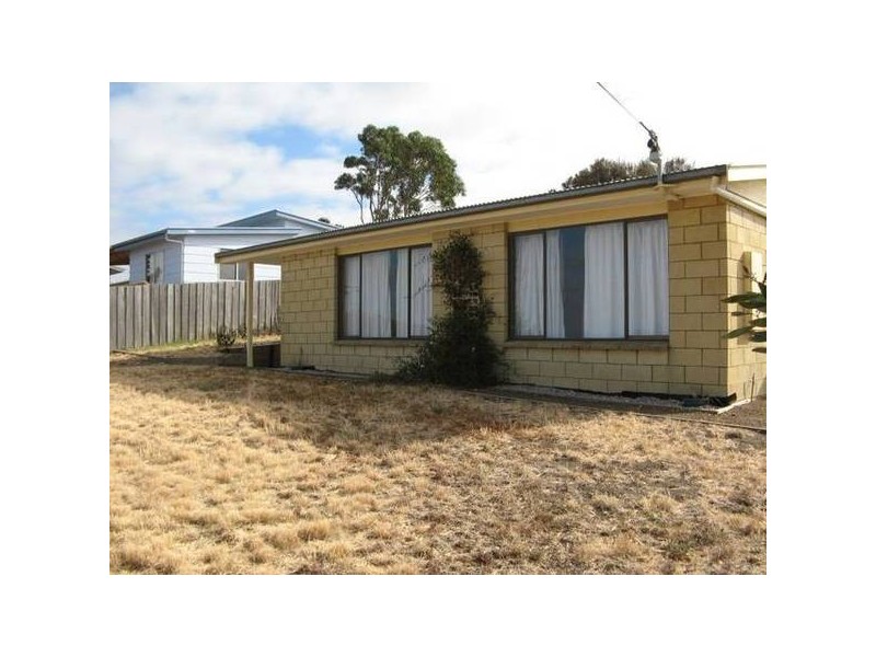 84 Grevillea Street, Primrose Sands TAS 7173