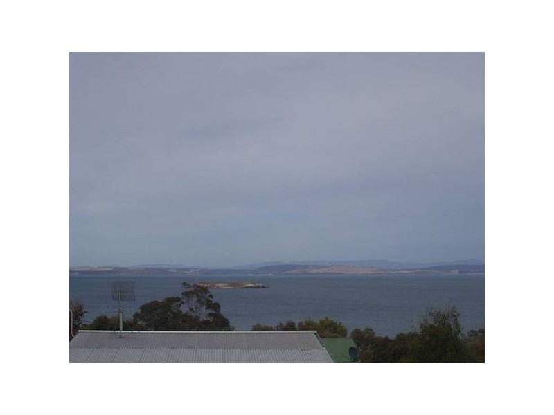 14 Rowan Avenue, Primrose Sands TAS 7173