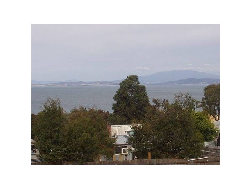 14 Rowan Avenue, Primrose Sands TAS 7173