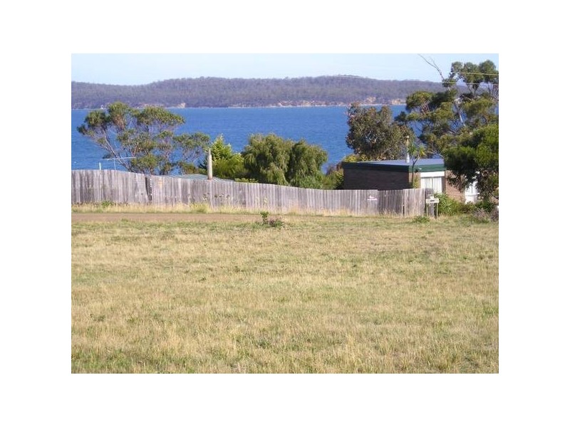 20 Linden Road, Primrose Sands TAS 7173