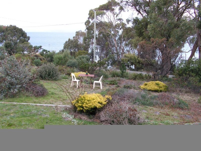 102 Linden Road, Primrose Sands TAS 7173