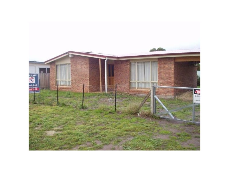 1 Young Street, Carlton TAS 7173