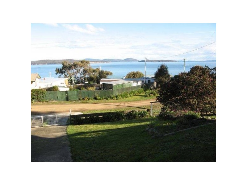 8 Lantana Place, Primrose Sands TAS 7173