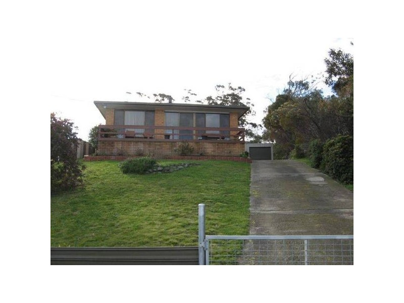 8 Lantana Place, Primrose Sands TAS 7173