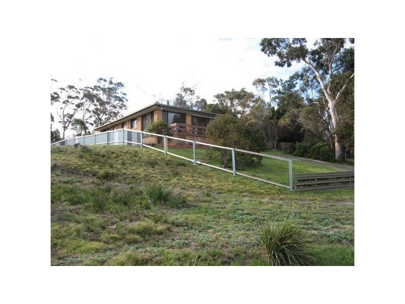 8 Lantana Place, Primrose Sands TAS 7173