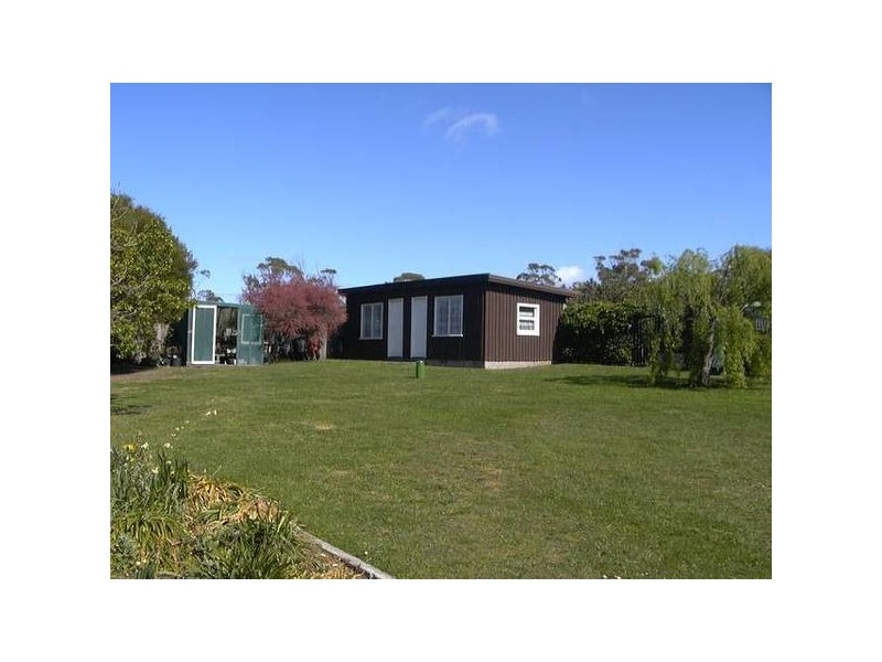 88 Arthur Highway, Dunalley TAS 7177