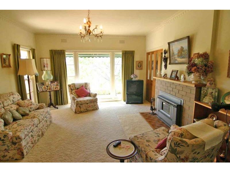 9035 Port Fairy Road, Ararat VIC 3377