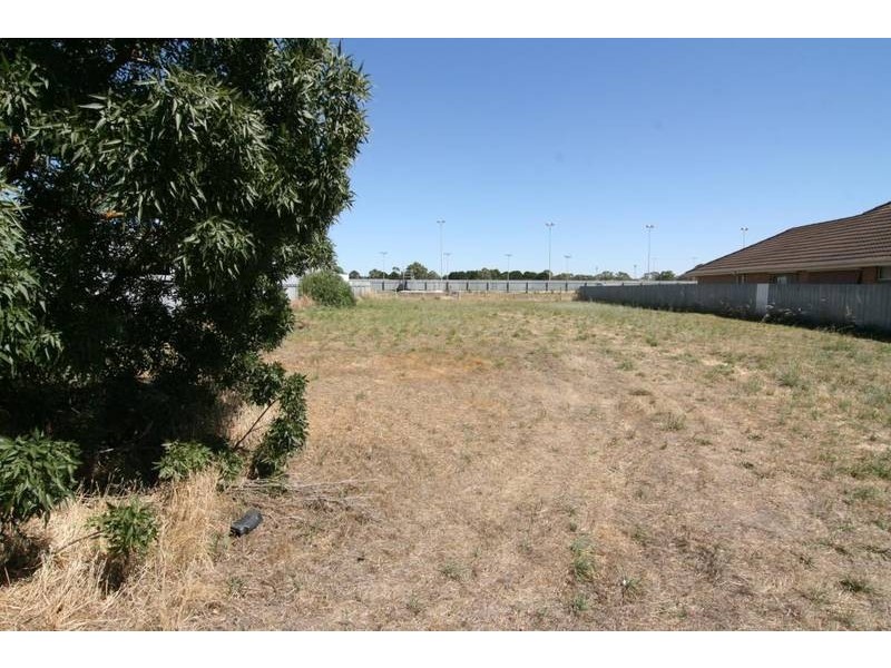 83 Campbell Street, Ararat VIC 3377