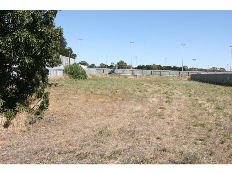 83 Campbell Street, Ararat VIC 3377