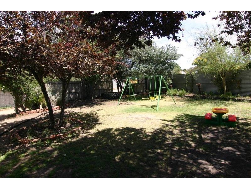 2 George Road, Ararat VIC 3377