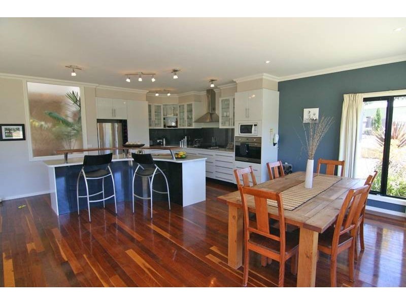 80 Picnic Road, Ararat VIC 3377