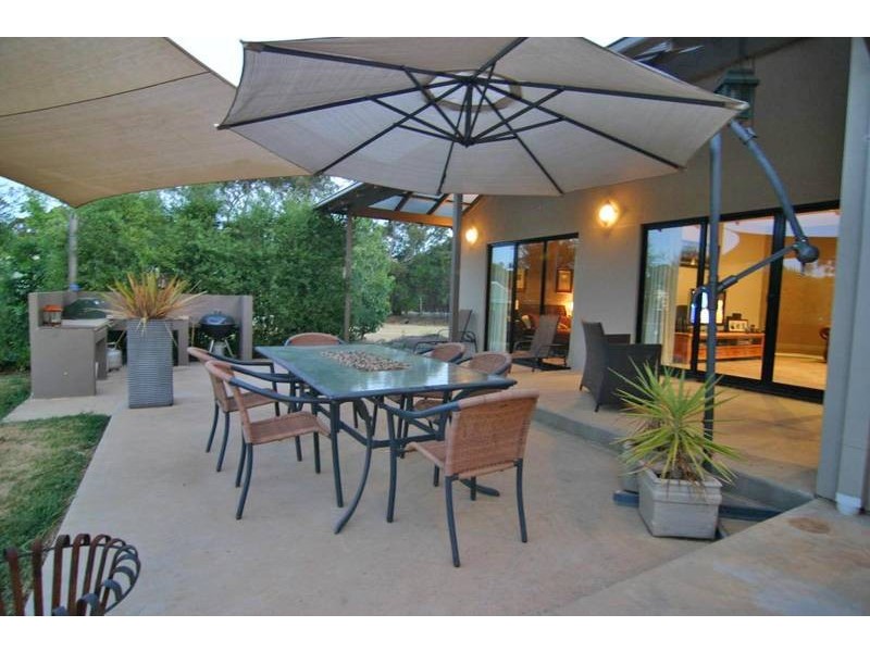 80 Picnic Road, Ararat VIC 3377