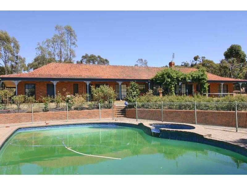 No 113 Burke Road, Ararat VIC 3377