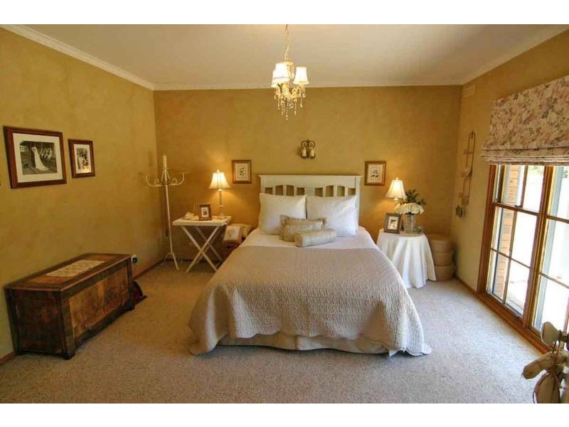 No 113 Burke Road, Ararat VIC 3377