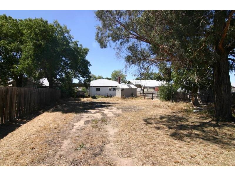 70 Rundell Street, Ararat VIC 3377