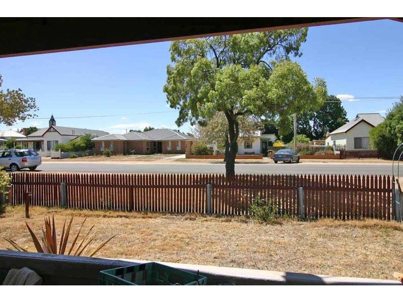 70 Rundell Street, Ararat VIC 3377
